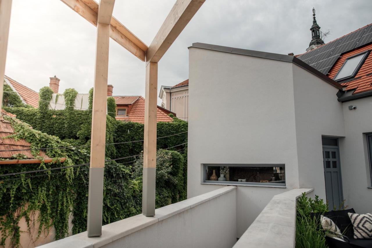 Loftlakasom**** Aparthotel Veszprem Exterior photo