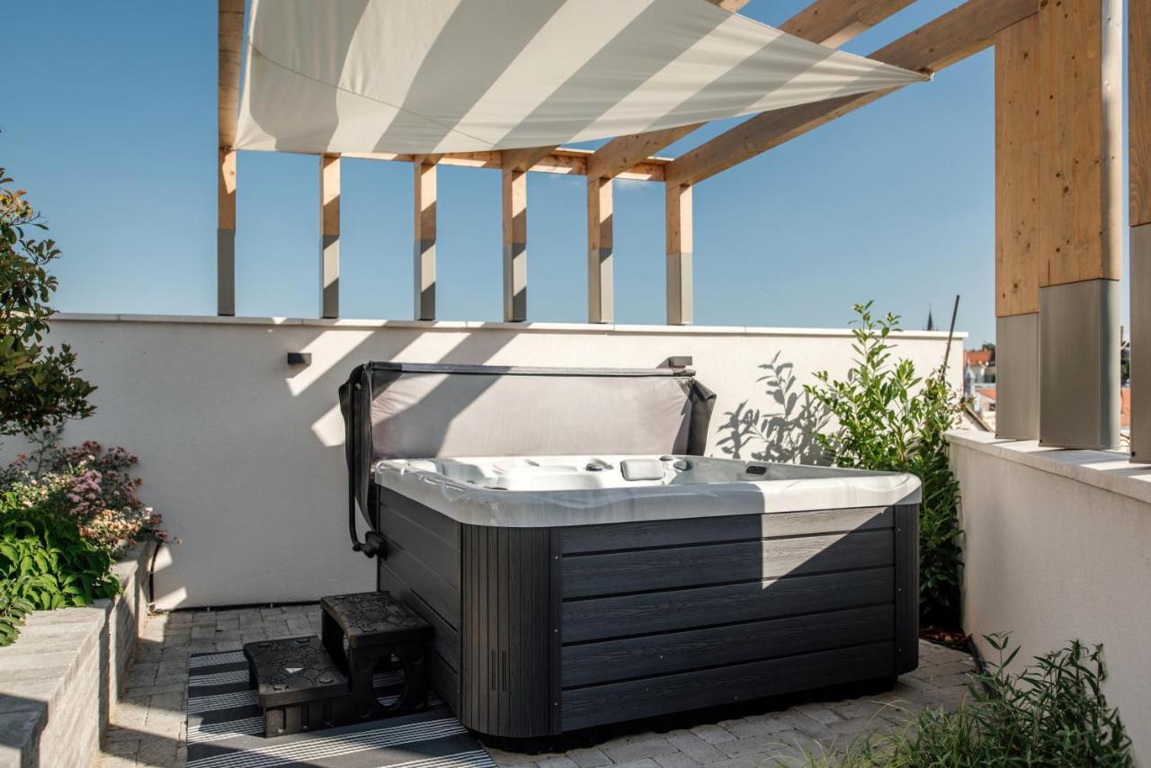 Loftlakasom**** Aparthotel Veszprem Exterior photo
